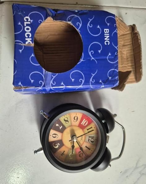 Metal European Style Vintage Silent Table Desk Alarm Clock - ShoppersDen