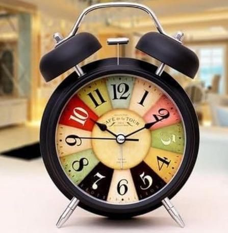Metal European Style Vintage Silent Table Desk Alarm Clock - ShoppersDen